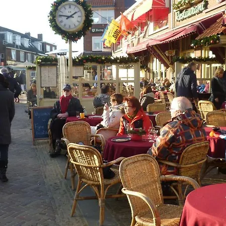 Anneke's